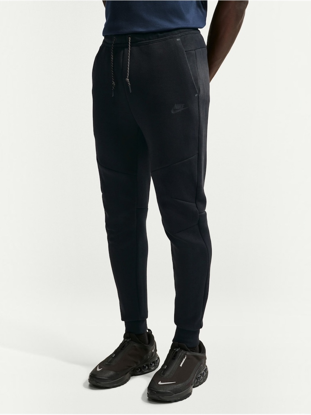 NWT $115 Nike Tech Men’s Fleece Jogger Slim Fit Black Medium